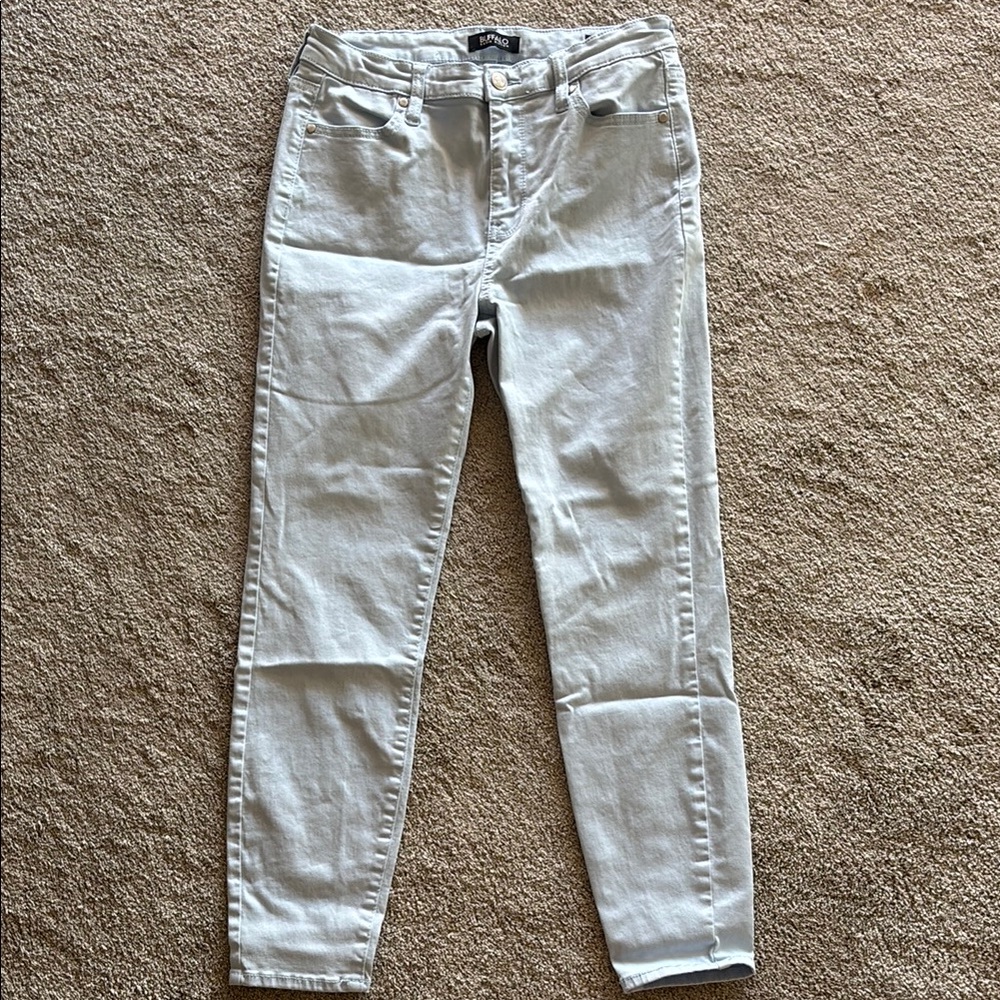 Buffalo Women's Light Blue Jeans - Picture 8 of 11